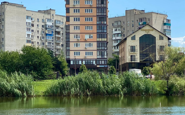 Apart Enerzhi Safari Flat