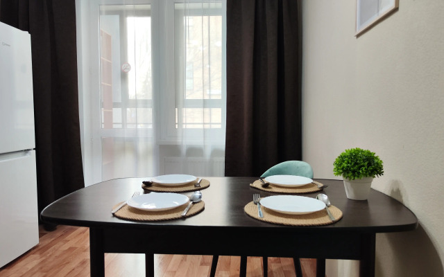 Panda Home v ZhK Evropeyskiy dlya bolshoy semi Apartments