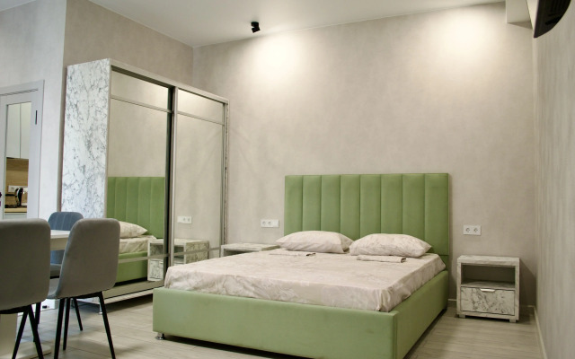 Cрetyrekhmestnye S Kukhney Apartments