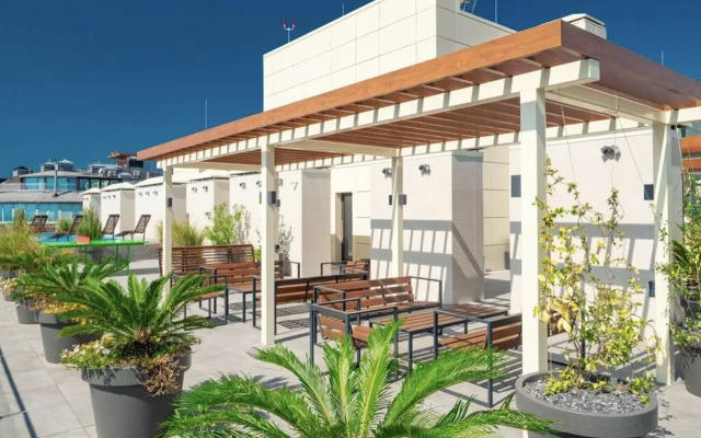 Zhk Metropol Apartaments