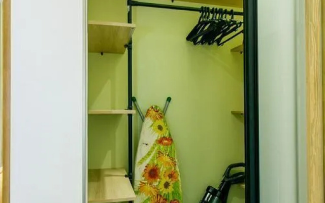 V 100 Metrakh Do Plyazha Apartments