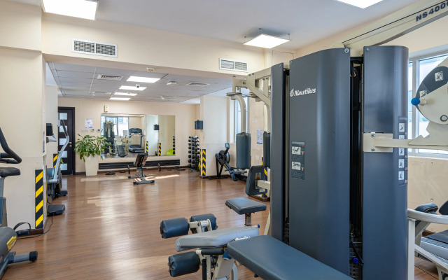 Marcopolo - Lavish 2BR next to Metro & Tram Apartments