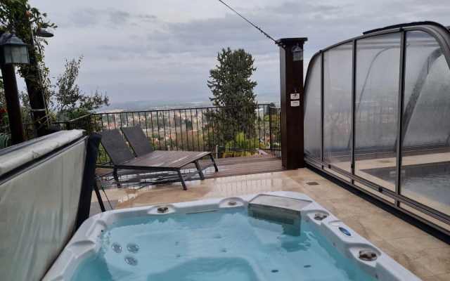Naomis Villa