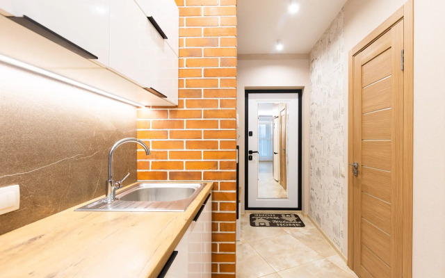 Uyutnaya Studiya V Zhk "minsk Mir" (dom "nitstsa") Apartments
