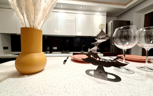 Квартира Лайф Апарт Стильная Евро 2-ка Новорогожская 28