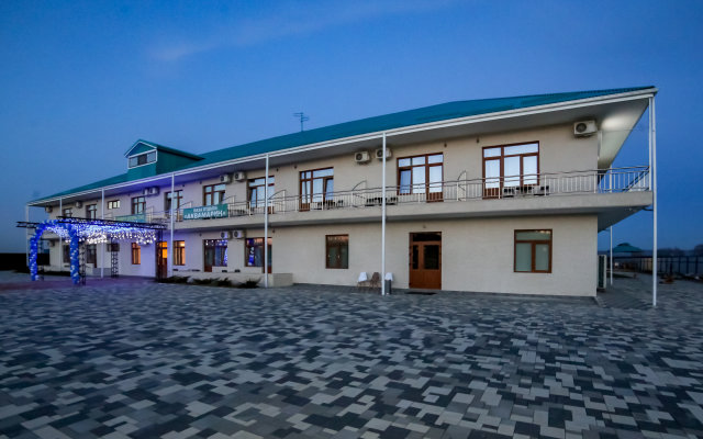 Akvamarin Hotel
