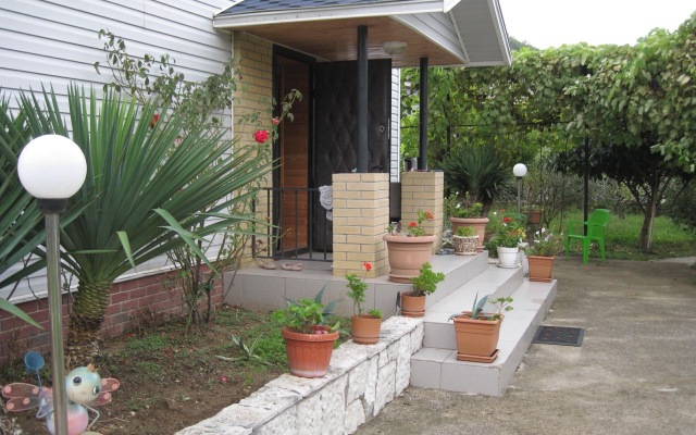 u Morya Private House