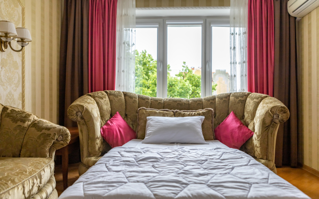 Апартаменты  4-комнатные в Амалиенау, Zoya-Apart