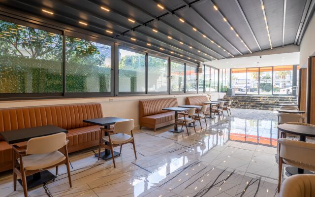 Irenic Hotel