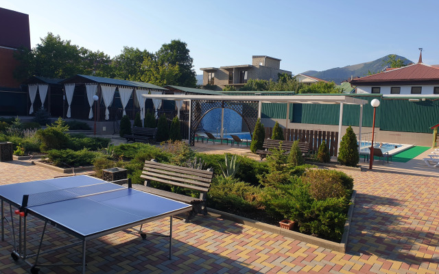 Kapri Hotel