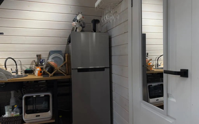 Частный дом с баней в лесу на берегу Истринского водохранилища