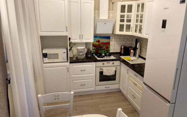 Komfortnaya Studiya Dlya Puteshestvennikov Flat