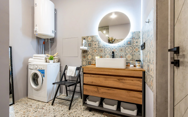 Sergeew Apartments dvuhkomnatnyj Lyuks s vidom na naberezhnuyu Fontanki Apartments