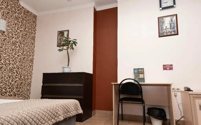 Отель Надежда