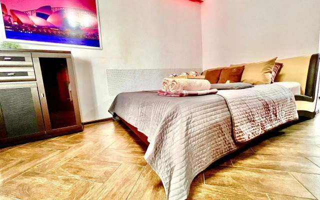 Centr vostok otlichnaja na Odesskaja 44k1 Apartments