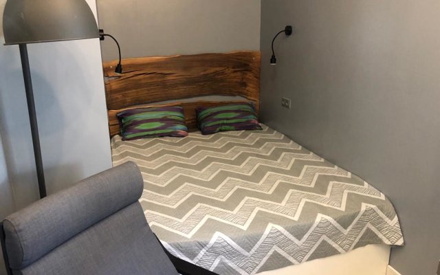 Dvushka Na Gaydara Furnished Rooms