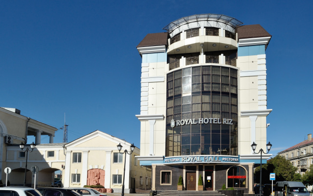 Royal Riz Hotel
