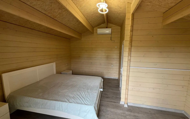 U Madiny Private House