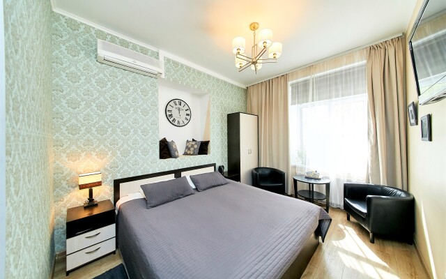 Apriori Hotel