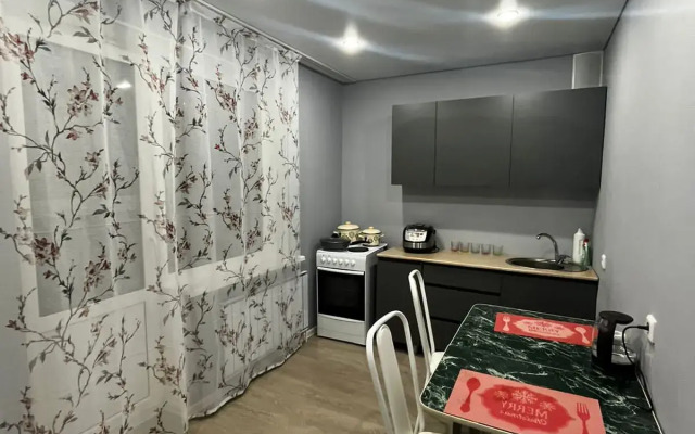 Квартира Двухкомнатная квартира на Ферина