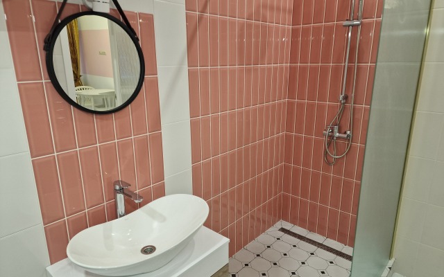 BaltAtlantik nomer v stile Barbi Flat