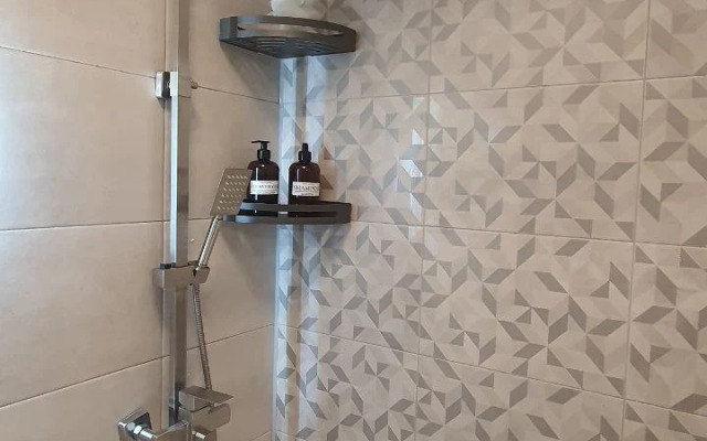 Dobry Dom okolo Megi Apartments
