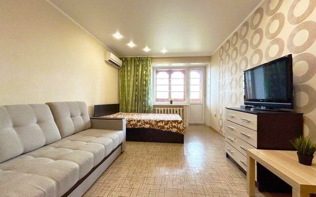 Апартаменты Комфорт класс, Факел Социализма 18