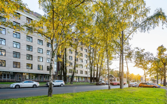 Apartment Apricot Tree Elagin