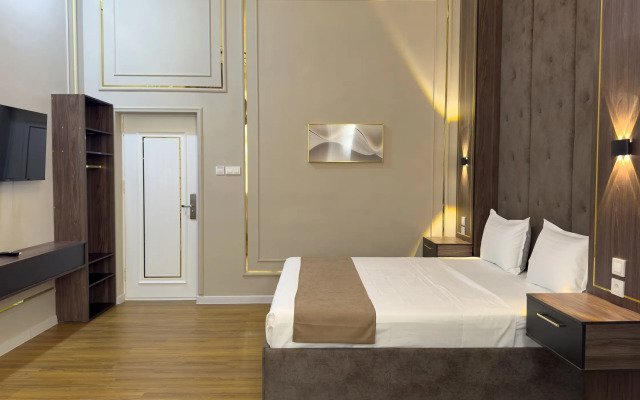 Laurel Hotel