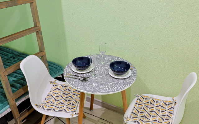 Квартира Уютная студия с парковкой в центре