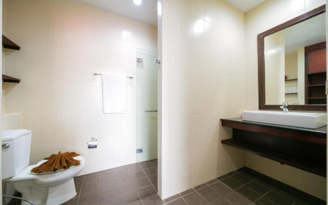 Хостел Ebs Hostel Phuket