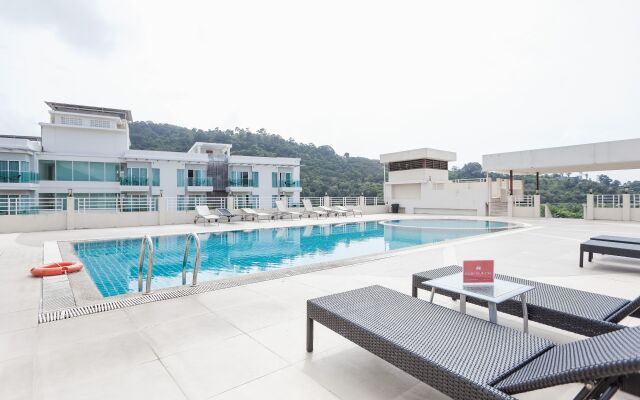 Отель ZEN Premium Marlin Plaza Patong