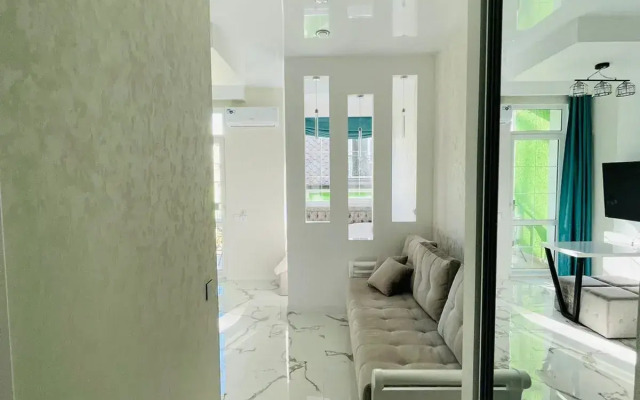 White Apartment by the Sea Flat