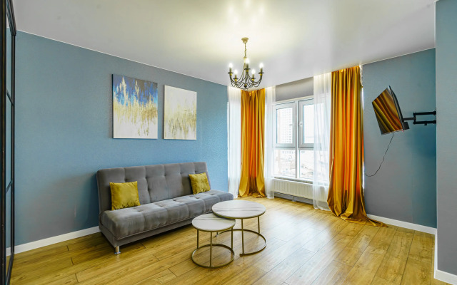 Vidovaya S Panoramnymi Oknami Na Naberezhnoy Reki Flat