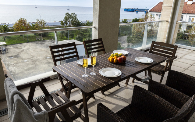 Smart Aparts Grand Seaview Apartments