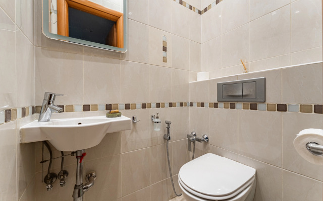 Ogromnaya Dvukhkomnatnaya Dlya 5 Chelovek U Moskva Siti Flat