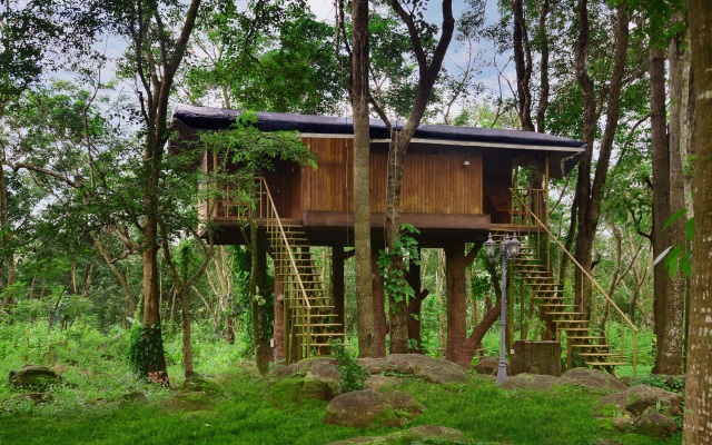 Eco Gardens Resorts Hotel
