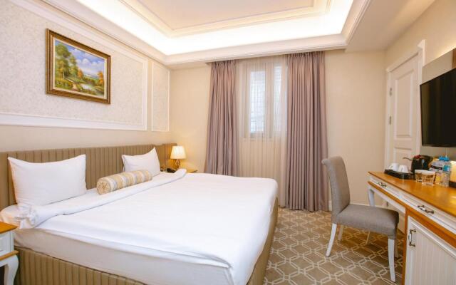 Theatrum Hotel Baku