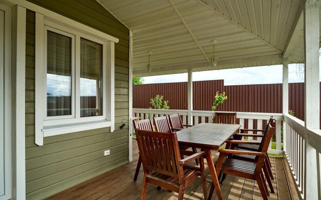 Kottedzh s saunoy ryadom s Petergofom Private house