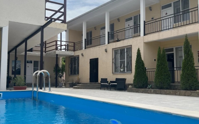 Guest house Granat