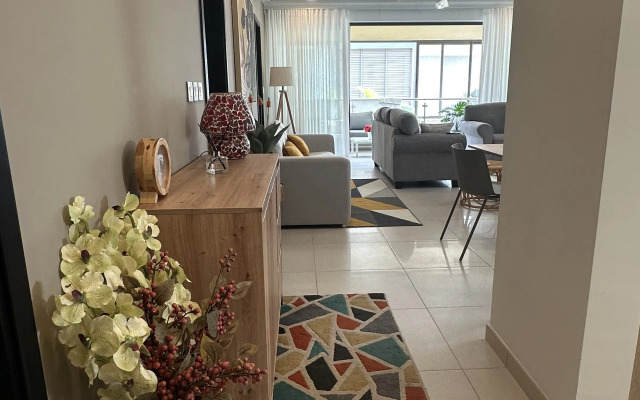 Ocean Legend Apartments