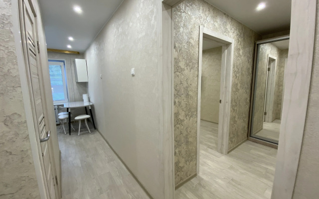 2-Komnatnaya Komilfo-Home Na Sadovom Pereulke 4 Flat