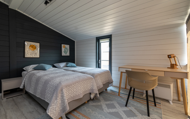Garnet Holiday. Mir Mini-Hotel