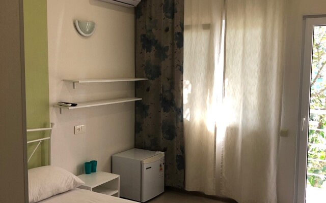 Alisa Guest House