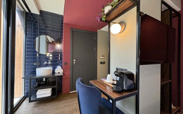 Design Hotel & Private Spa – Tbilisi Edition Hotel