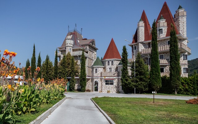 Zamok u Morya Golovinka Hotel