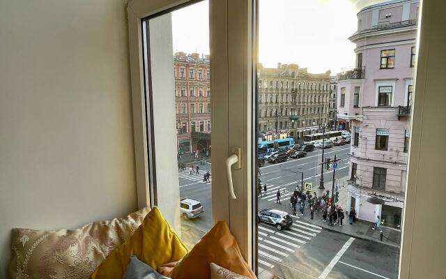 Апартаменты SivakApart c видом на Невский и Литейный проспекты