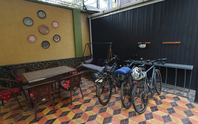 Homely Guest House