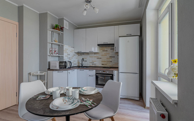 Apartment 44 on Alexandra Kozitsyna 12