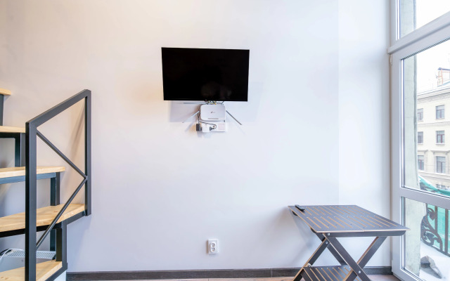 Квартира Просторная студия на Садовой